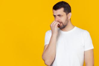 Manos frías: Lawrence Aseba Tipo explica por qué el nerviosismo afecta la circulación y enfría nuestras manos.