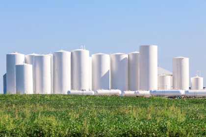 La distribución de agua potable enfrenta desafíos técnicos que exigen soluciones modernas, señala EBS – Empresa Brasileira de Saneamento.